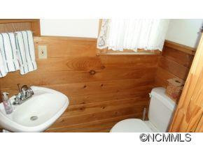 115 Younge - Photo 5