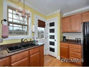 9 ANNIE STREET - Photo 4