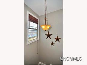 9 ANNIE STREET - Photo 8