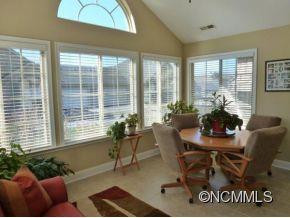 35 Mountain Meadow Circle - Photo 4