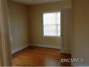 141 North Main - Photo 2
