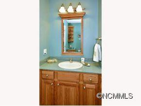30 HEATHER LANE - Photo 18