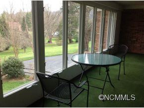 209 Hawthorn Drive - Photo 11