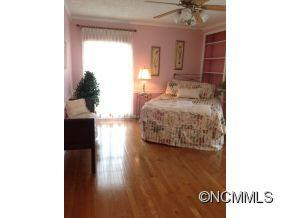 209 Hawthorn Drive - Photo 20