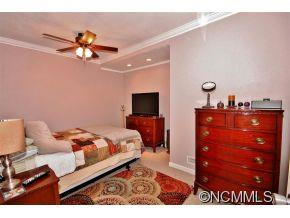 24 Jupiter Heights - Photo 19