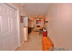 24 Jupiter Heights - Photo 20
