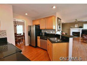 24 Jupiter Heights - Photo 8