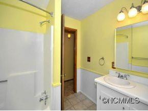 195 HIGGINS LANE - Photo 12