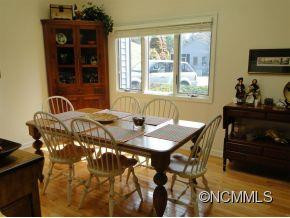 318 Robertson Street - Photo 4