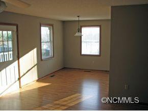 6 McTindal Circle - Photo 13