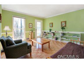 19 Perdue Place - Photo 3