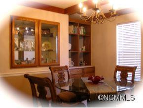 905 Deermouse Way - Photo 2