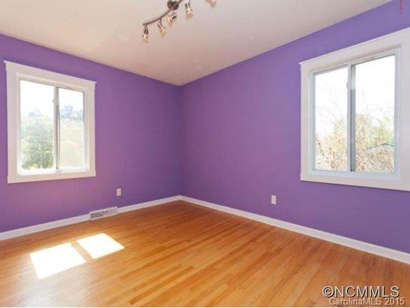 23 JARNAUL AVENUE - Photo 14