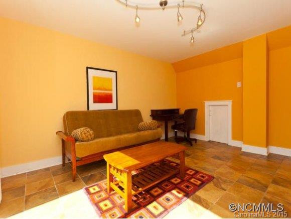 23 JARNAUL AVENUE - Photo 18