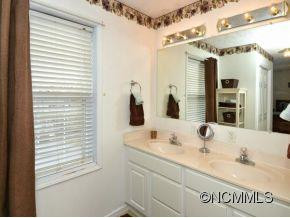 8 Bridgestone Road - Photo 8