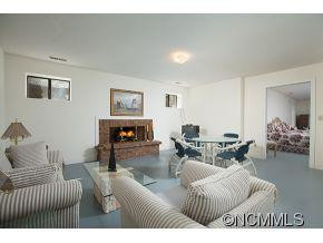 309 Vanderbilt - Photo 20