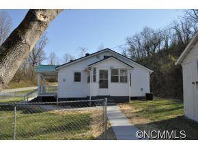 140 Curtis Parker Road - Photo 2