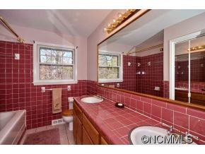 10 Sedgefield Drive - Photo 16