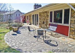 4 Braddock Way - Photo 2