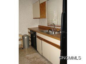 11-1B Hyannis Drive - Photo 12