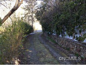 233 Pinnacle Drive - Photo 8