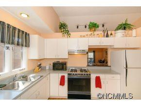 305 Piney Mountain Drive, H-3 - Photo 8