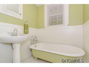 1975 Riverside Drive - Photo 15