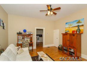 1975 Riverside Drive - Photo 4