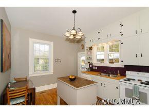 1975 Riverside Drive - Photo 7