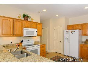 78 Mountain Meadow Circle - Photo 10