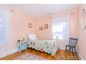 6 Waverly Court - Photo 13