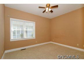 31 Holiday Drive - Photo 12