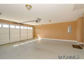31 Holiday Drive - Photo 16