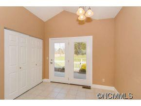 31 Holiday Drive - Photo 9