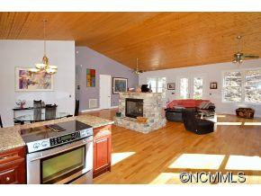15 Falcon Crest - Photo 3
