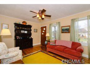 818 Azalea Avenue - Photo 5