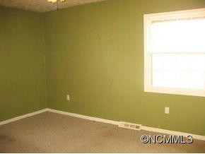 26 Fieldcrest Rd - Photo 8