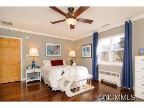 300 KIMBERLY AVE - Photo 14
