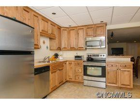 300 KIMBERLY AVE - Photo 17