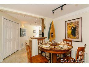 300 KIMBERLY AVE - Photo 18