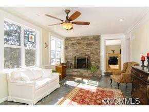 300 KIMBERLY AVE - Photo 5