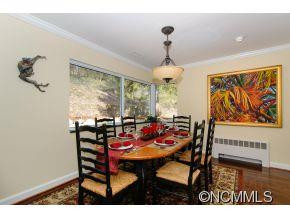 300 KIMBERLY AVE - Photo 6