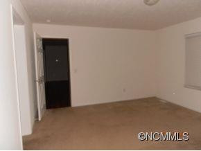135 Milbourne Ridge - Photo 5