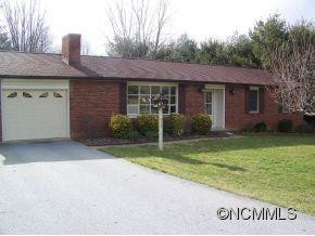 412 Wayside Lane