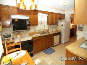 229 PARK LANE - Photo 5