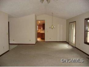 585 Oriole Road - Photo 4