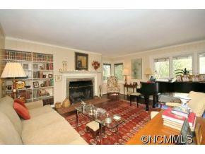1467 Carolina Drive - Photo 3