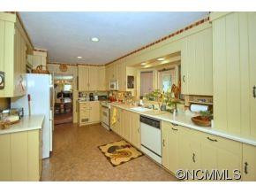1467 Carolina Drive - Photo 4