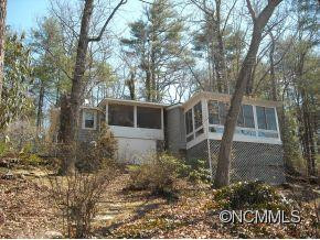 302  Seneca Blvd