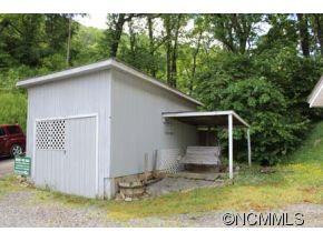 158 Putnam Road - Photo 4